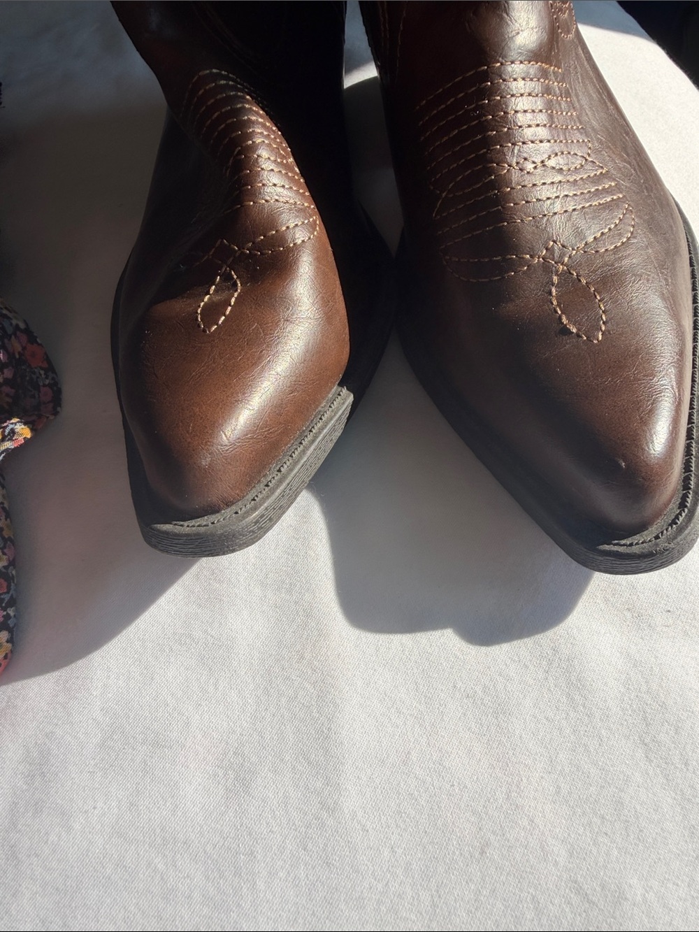 Madden Girl Brown Embroidered Western Heeled Boots- worn once - 8 - Picture 11 of 11